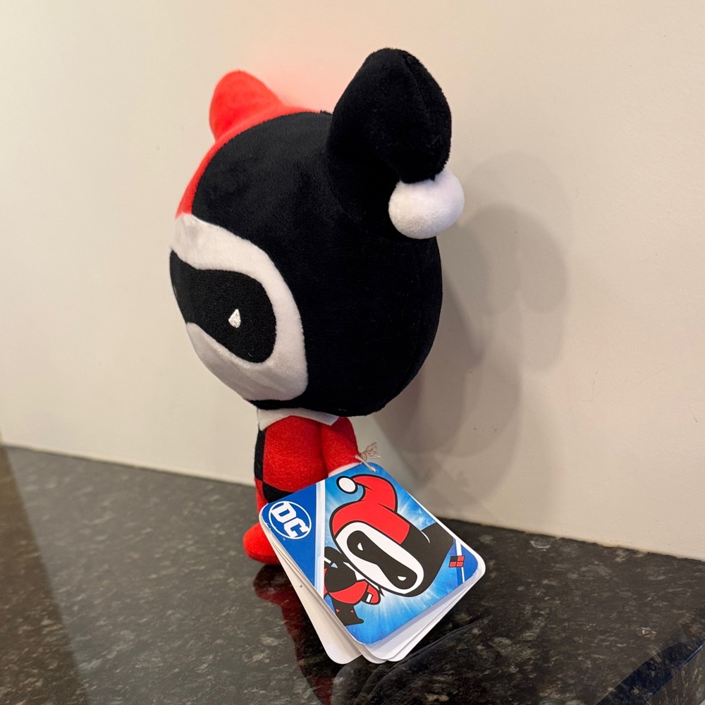 DC Comics Harley Quinn Small Plush Stuffed Toy  Collectible Batman. Size 7” - Picture 3 of 11